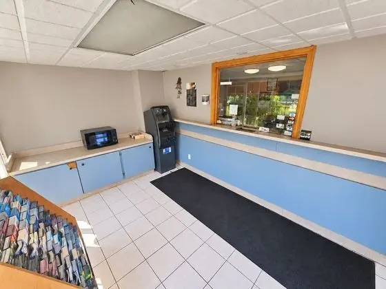 Covina Motel - Lobi