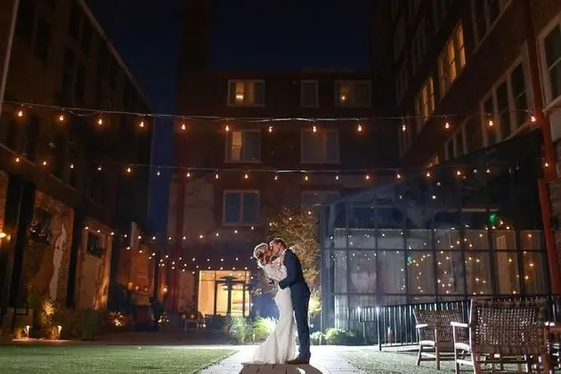 Hotel Covington Cincinnati Riverfront - Dış Mekan