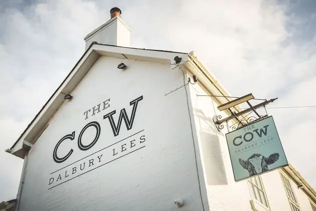 The Cow Dalbury - Dış Mekan
