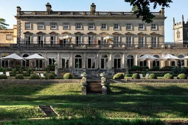 Cowley Manor - Dış Mekan