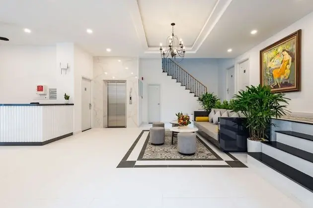 Cozrum Homes The Gallery Residence - Lobi