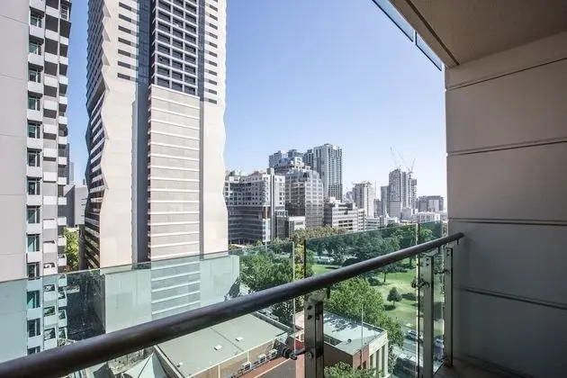 Cozy 1 Bedroom In Melbourne Great View