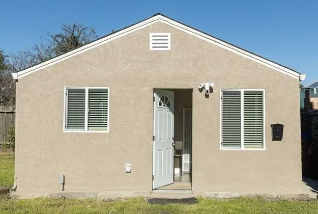 Cozy 1-bedroom in Richmond