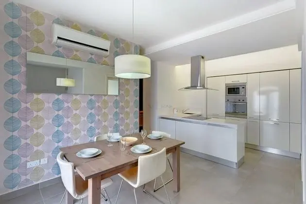 Cozy 1 BR Apartment in St Julians, Best Location - Öne Çıkan Resim