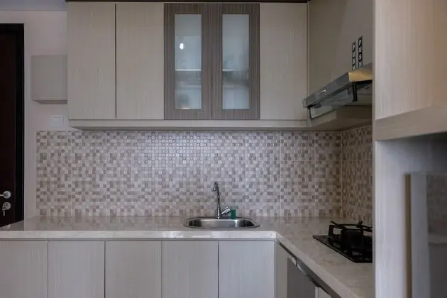 Cozy 1BR at Casa De Parco Apartment - Mutfak