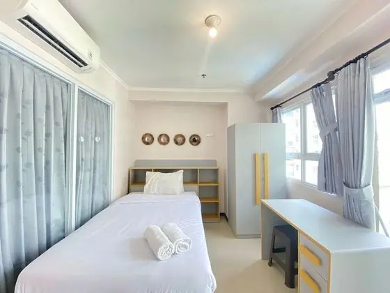 Cozy 1Br Hook Apartment With Pool View At Gateway Pasteur