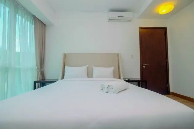 Cozy 1BR with Workspace at Setiabudi Skygarden Apartment