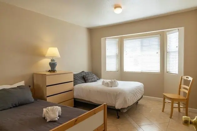 Cozy 2-bedroom in East Palo Alto