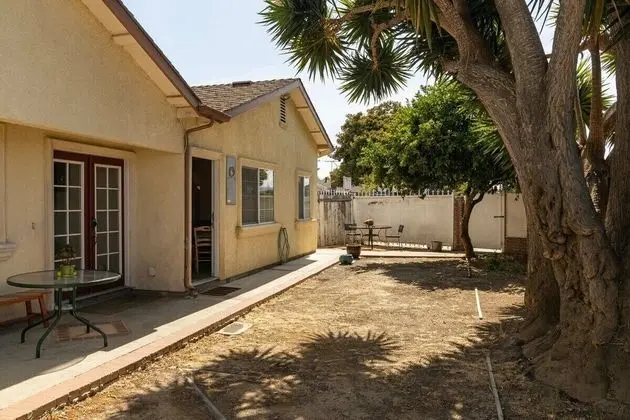 Cozy 2-bedroom in East Palo Alto