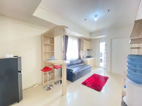 Cozy 2Br Apartment At Parahyangan Residence - Oda Düzeni