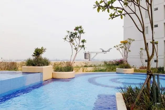 Cozy 2BR Bassura Apartment near Mall Bassura City - Havuz