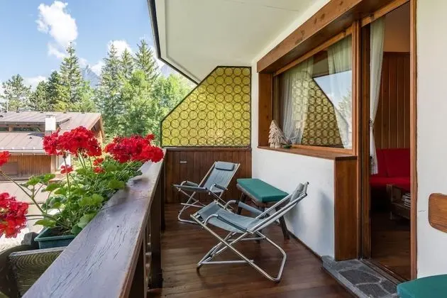 Cozy 3 Bedroom Flat in Cortina - With car Park - Oda