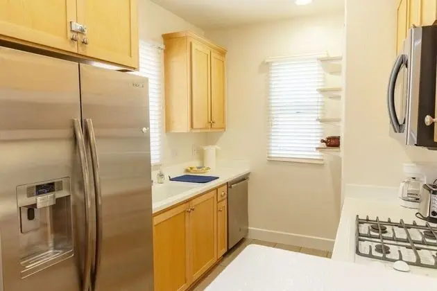 Cozy 3-bedroom in Fremont, Near Bart! - Mutfak