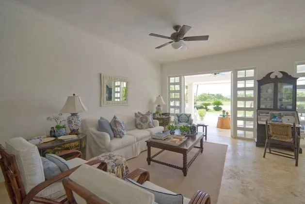 Cozy 4bdr Villa in Luxury Beach Resort With Service Staff and View of La Cana Golf Course - Oda