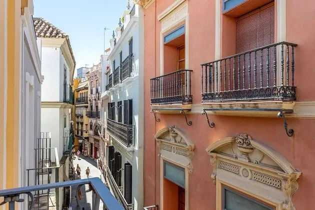 Cozy Apartment 1Bd in the Heart of the City Center. Francos VII
