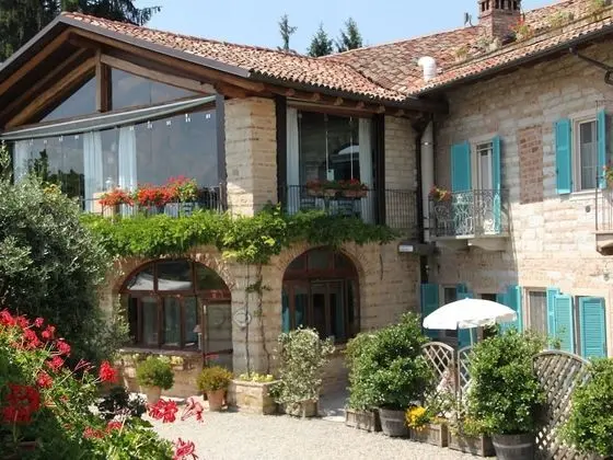 Cozy Apartment in a Farmhouse in Camino-ombra - Dış Mekan