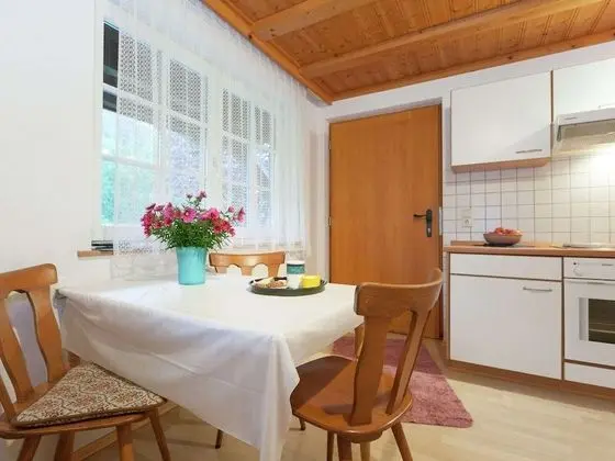 Cozy Apartment in Bad Rippoldsau-schapbach With a View - Yerinde Yemek