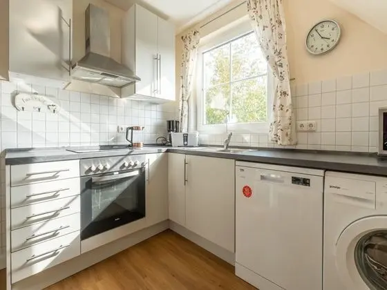 Cozy Apartment in Bastorf With Garden - Mutfak