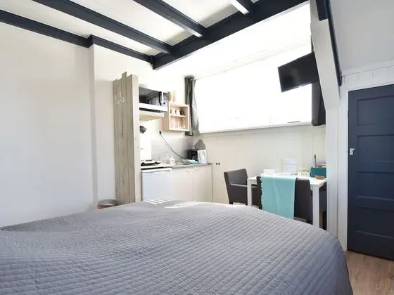 Cozy Apartment in Bergen aan Zee near Beach - Oda Düzeni
