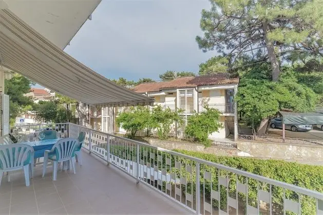 Cozy Apartment in Biograd for Maximum 4 Guests - 3 Minutes Walk to the Beach - Dış Mekan