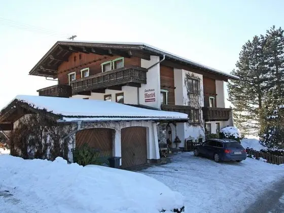 Cozy Apartment in Hart im Zillertal near Ski Area