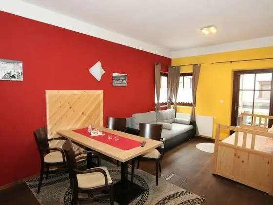 Cozy Apartment in Langenfeld With Sauna - Yerinde Yemek