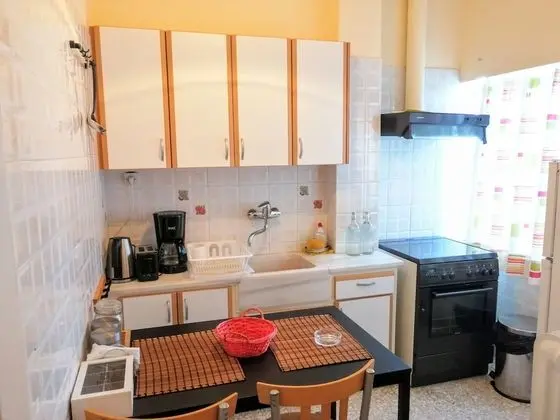 Cozy Apartment near Acropolis - Yerinde Yemek