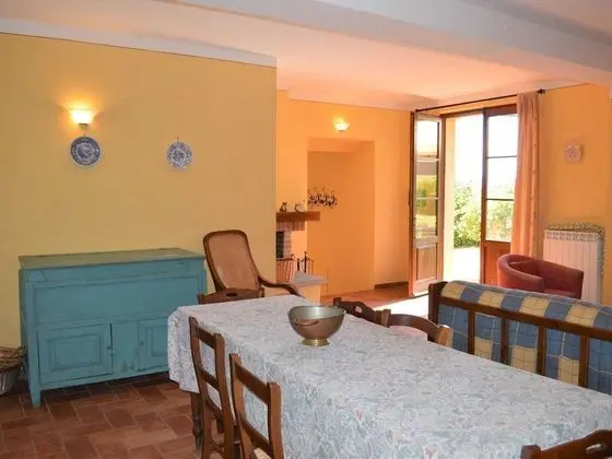 Cozy Apartment Near Asciano With Shared Swimming Pool - Yerinde Yemek