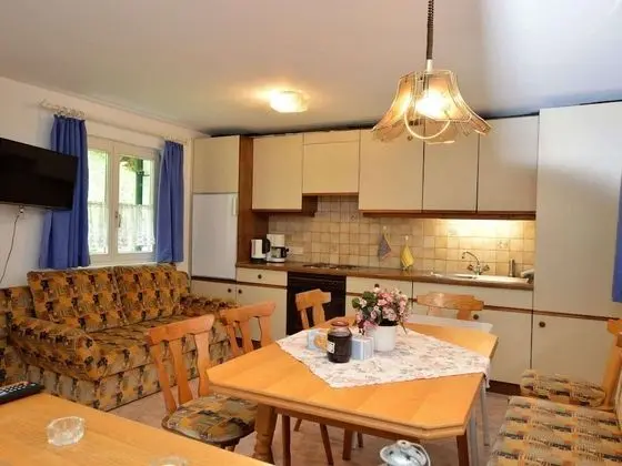 Cozy Apartment near Ski Area in Tschagguns - Yerinde Yemek