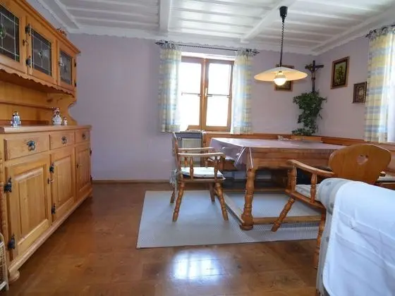 Cozy Apartment in Prunn With Private Terrace - Yerinde Yemek