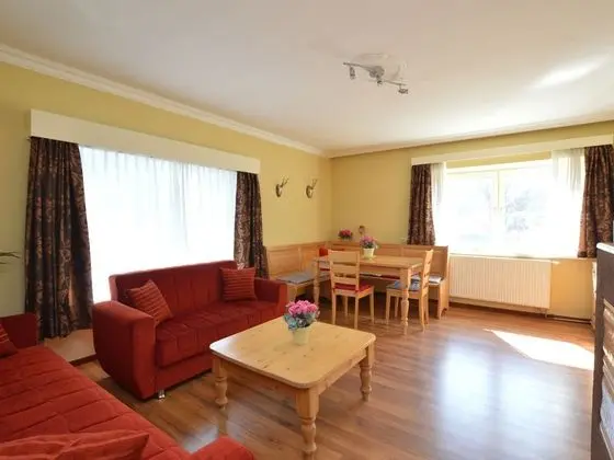 Cozy Apartment in Sankt Margarethen im Lungau near Ski Lift - Yerinde Yemek