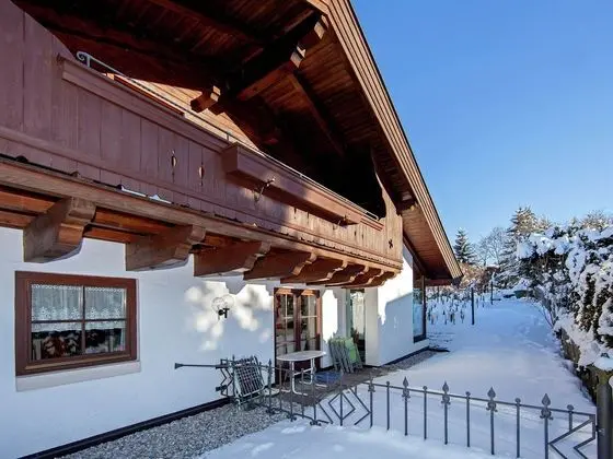 Cozy Apartment in St Johann in Tyrol With Garden - Dış Mekan