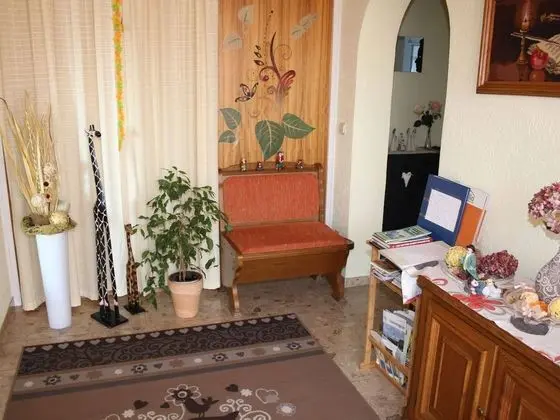 Cozy Apartment in Strotzbüsch near Eifel Center - Lobi