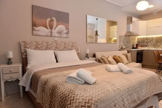 Cozy Apt in the Heart of Athens 8-2