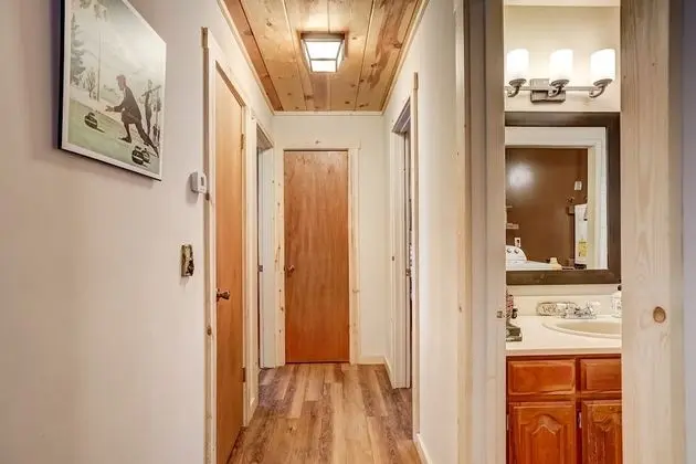 Cozy Bear Cabin - İç Mekan