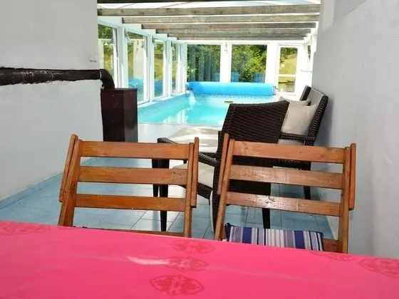 Cozy Villa in Bechyne With Sauna and Swimming Pool - Havuz