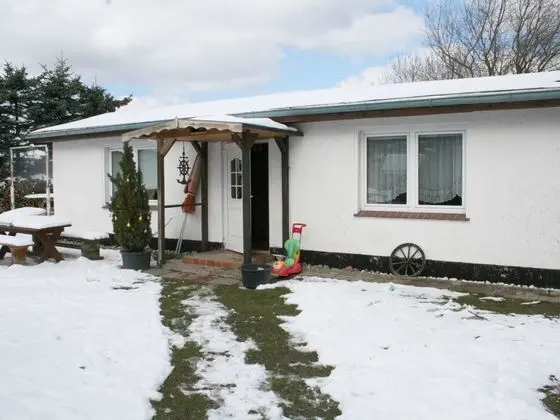 Cozy Bungalow in Stove Germany near Baltic Sea - Dış Mekan