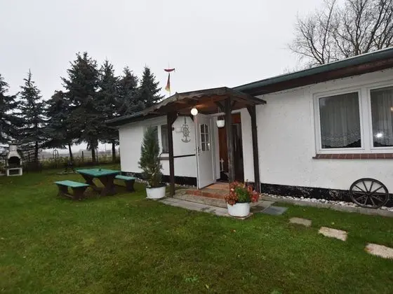 Cozy Bungalow in Stove Germany near Baltic Sea - Öne Çıkan Resim