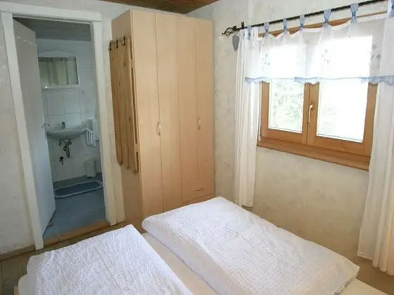 Cozy Chalet in Karrösten near Forest - Oda