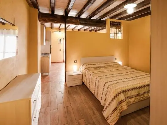 Cozy Chalet at Marone Lake Lombardy With Pool - Oda