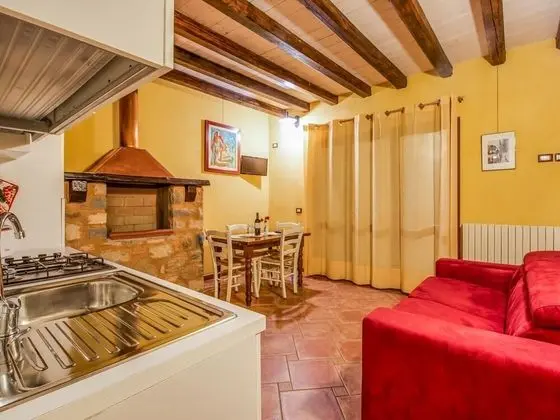 Cozy Chalet at Marone Lake Lombardy With Pool - Yerinde Yemek