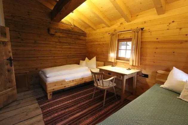 Cozy Chalet in Sankt Johann in Tirol near Ski Area - Oda