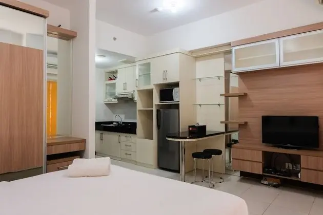 Cozy with City View Studio at Scientia Apartment - Mutfak
