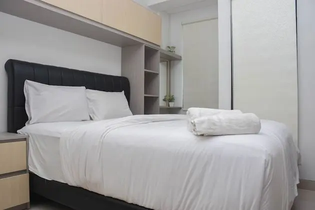 Cozy and Comfort Living Studio at Transpark Cibubur Apartment
