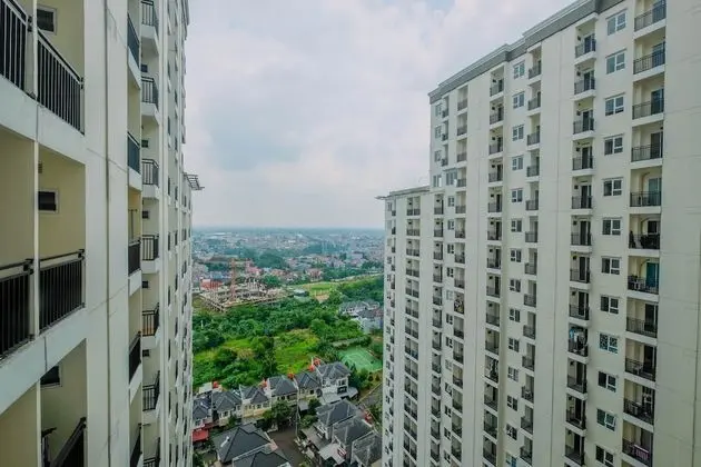 Cozy and Compact Cinere Resort Studio Apartment