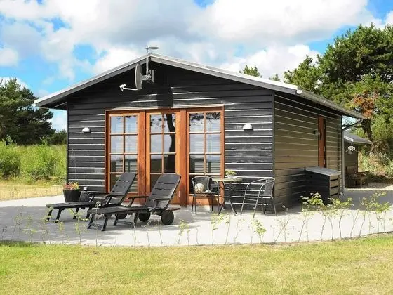 Cozy Cottage for 2 With Seaview in Blåvand