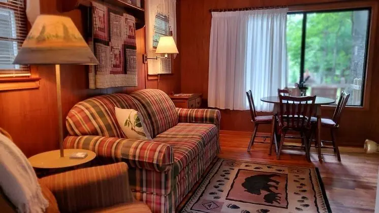 Cozy Creek Cottages - Oda