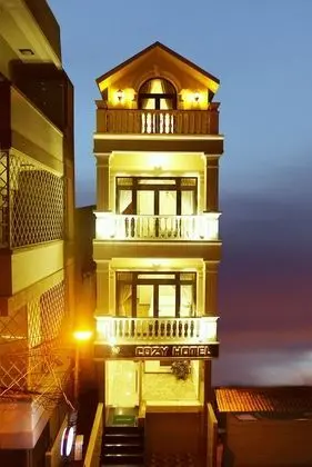 Cozy Hotel