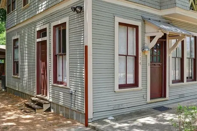 Cozy Downtown Historic House - Casa Verde - Dış Mekan