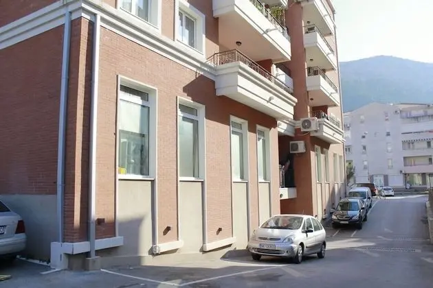 Cozy Family Apartment - 1
